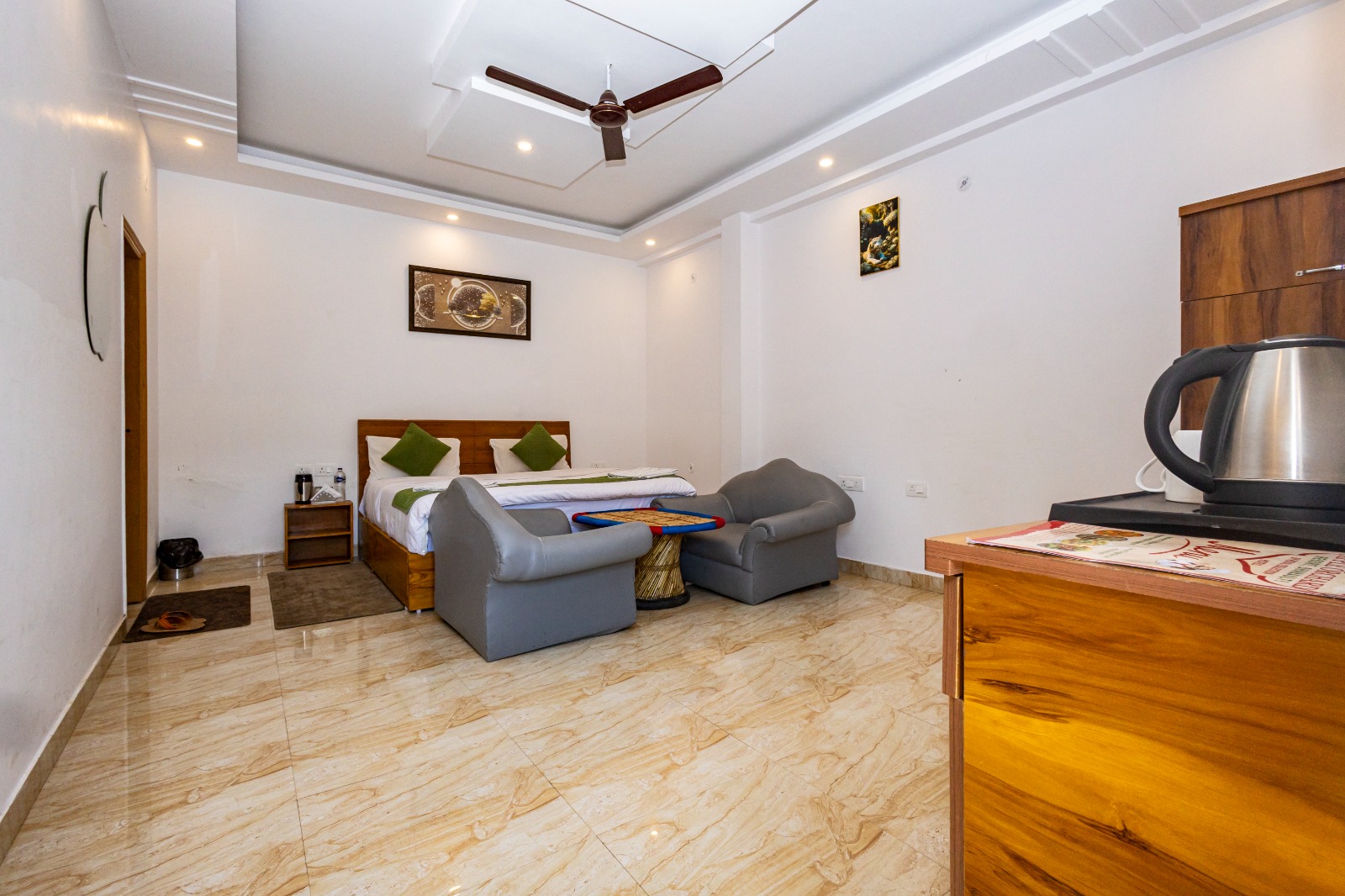 Premium Room